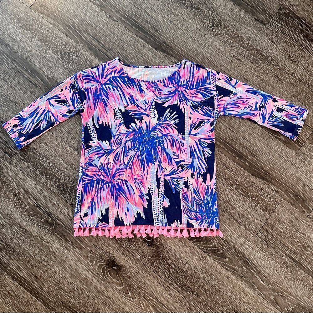 Lilly Pulitzer Mercer Top in Bright Navy Palms Up Reduced